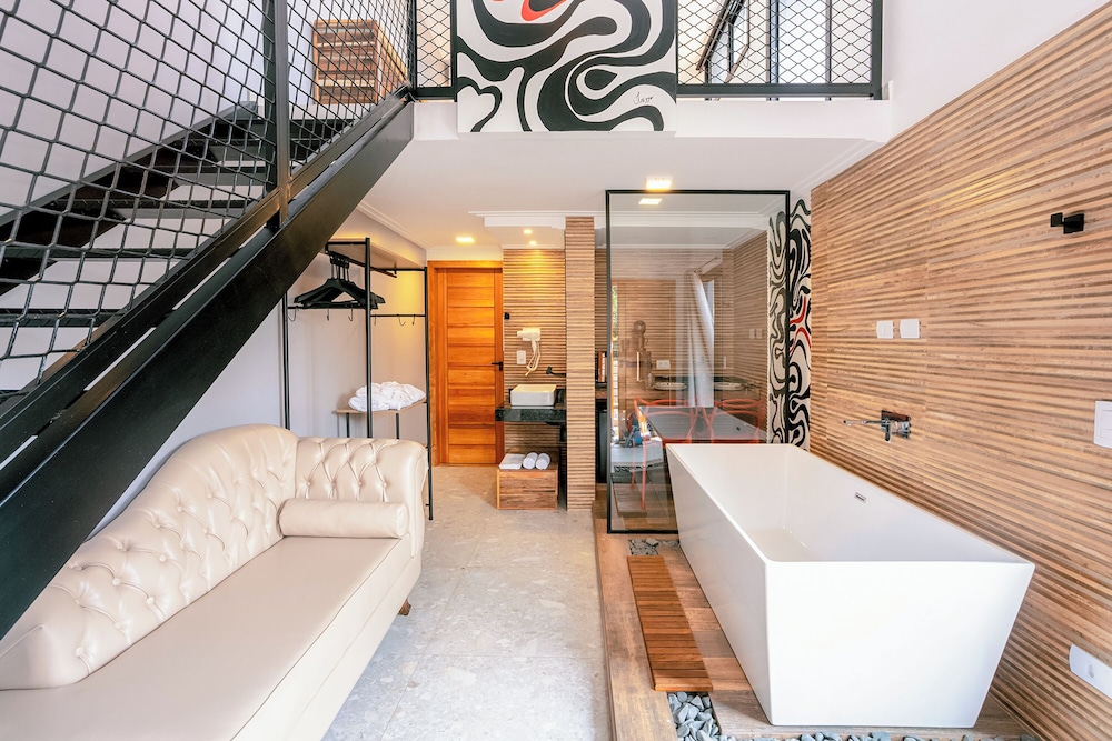 Elite Room, Bathtub, Partial Sea View photo 1