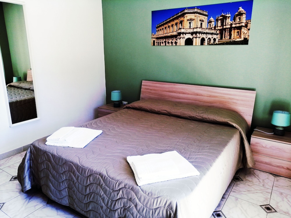 Family Studio, 2 Bedrooms, Private Bathroom, Poolside photo 1