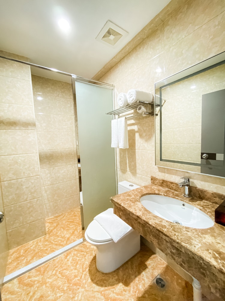 Deluxe Room, Pool Access - Photo 8