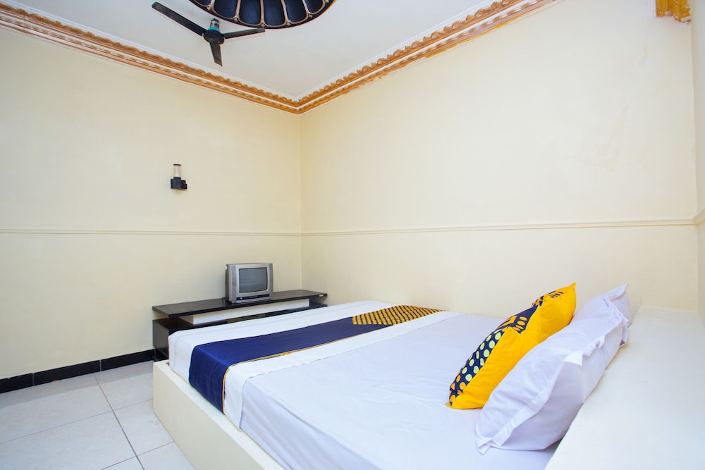 Double Room - Photo 7