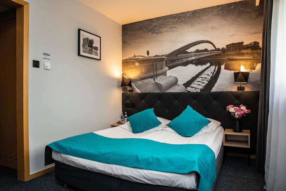 Double Room - Photo 6