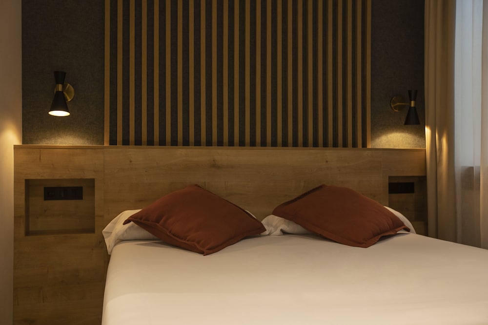 Basic Double Room, 1 Double Bed