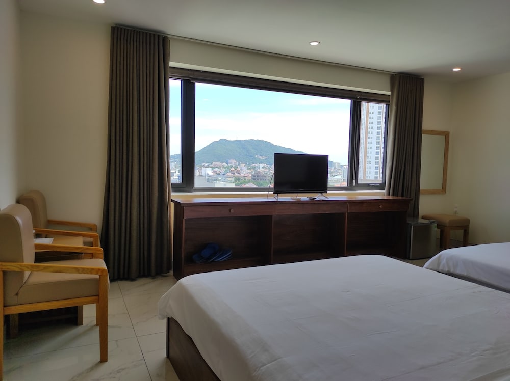 Deluxe Quadruple Room, Mountain View - Photo 5