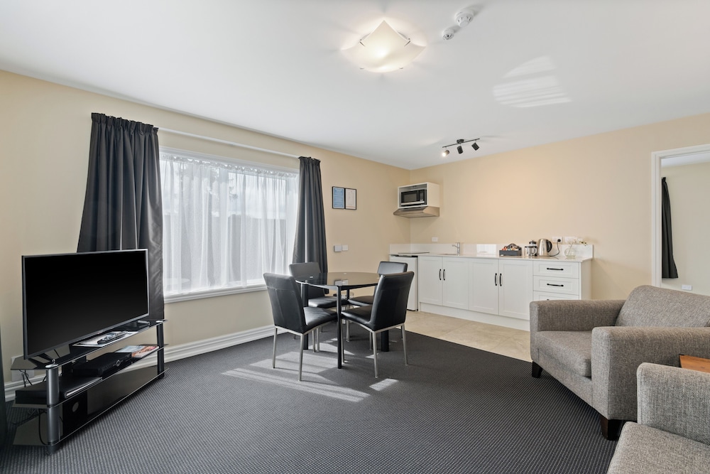 Executive Apartment, 2 Bedrooms, Mountain View, Mezzanine