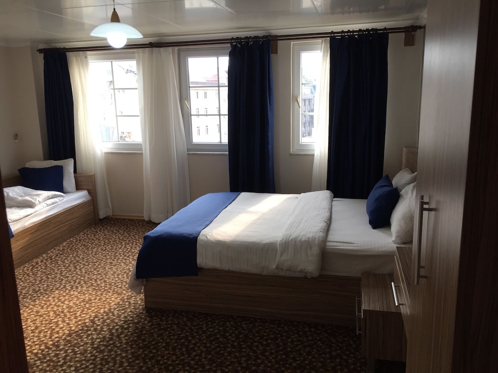 Standard Triple Room photo 1