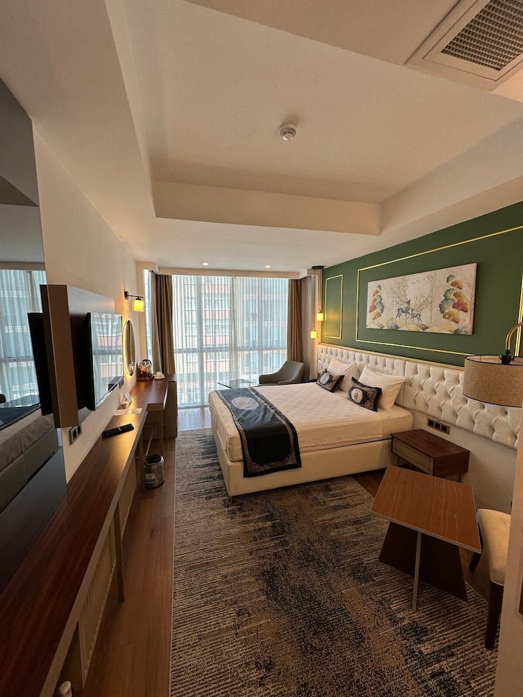 Family Suite, 3 Bedrooms photo 2