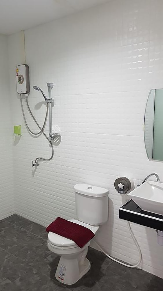 Standard Twin Room photo 2