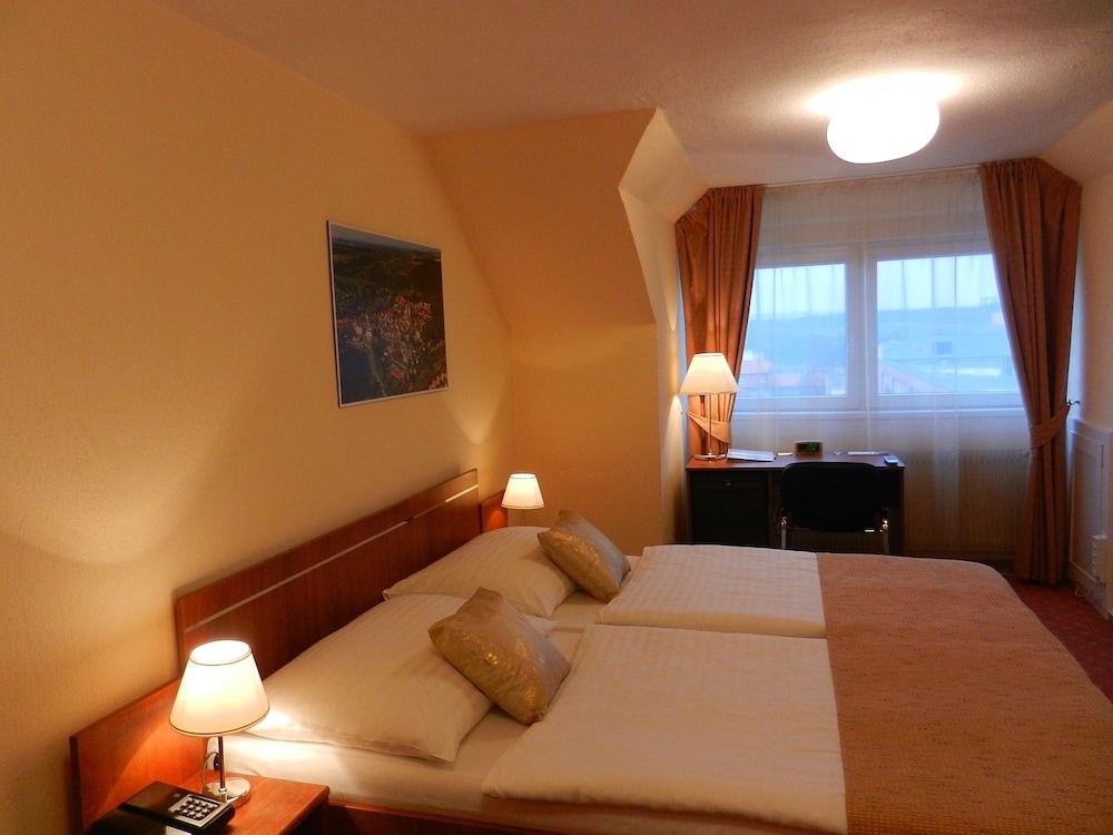 Standard Single Room, City View