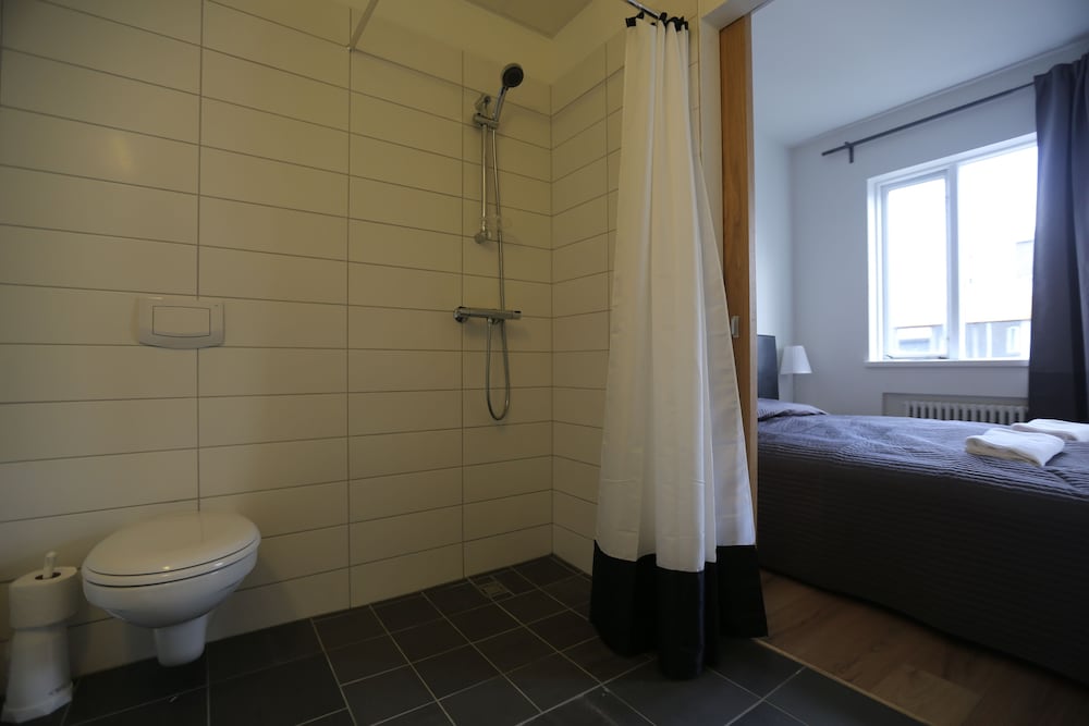 City Double Room, Private Bathroom photo 2