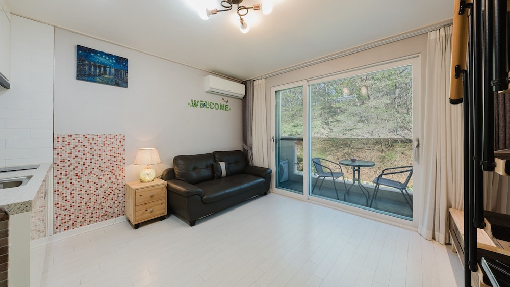 Basic Room, 1 Bedroom (Room 205 (Couple Duplex/Private BBQ))