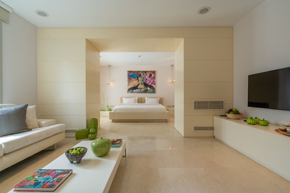 Standard Room - Photo 1