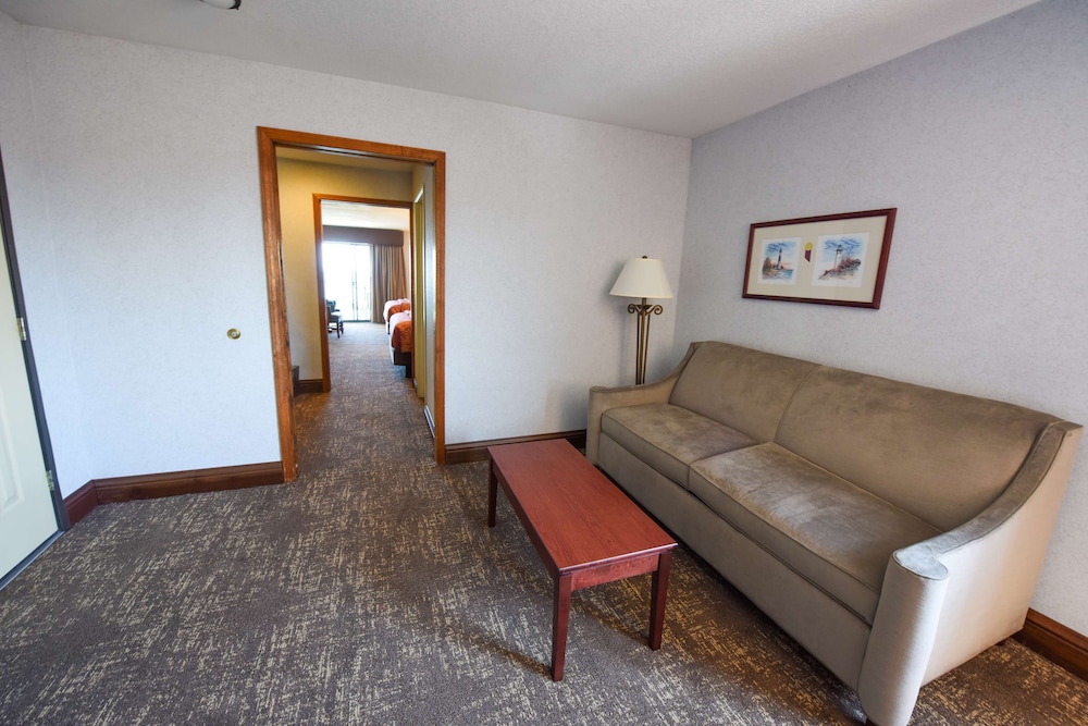 Suite, Multiple Beds, Non Smoking, Lakeside (with Sofabed) - Photo 13