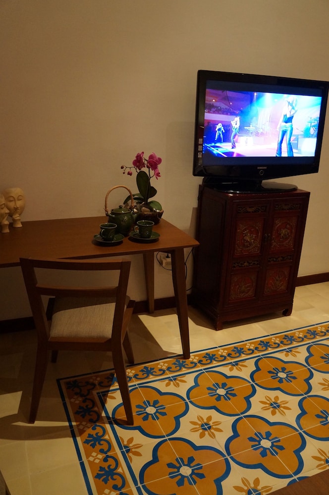 Deluxe Room, Garden View photo 3