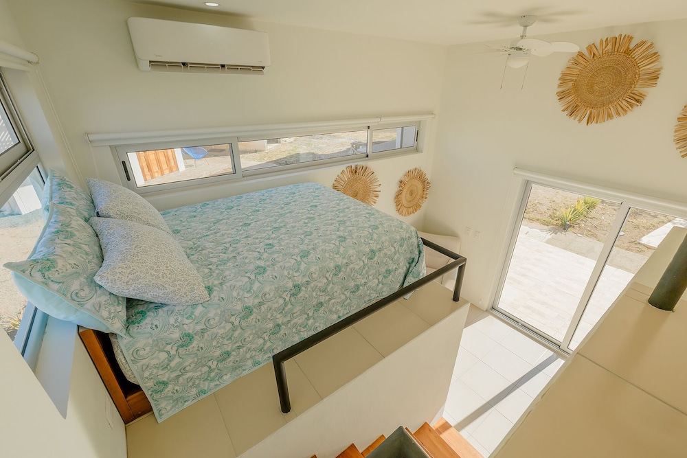 Design House, 1 Double Bed, Beach View photo 1