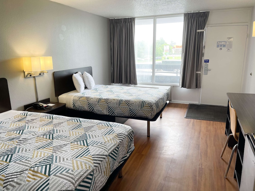 Standard Room, 2 Double Beds, Non Smoking
