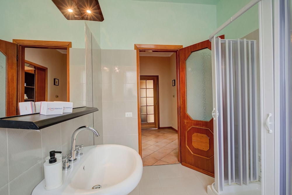 Family Apartment, 3 Bedrooms (Profumo Del Garda Hilly Area And Lake) photo 2