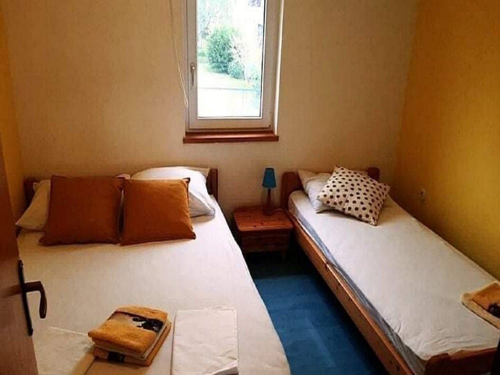 Apartment (One Bedroom Apartment with Balcony an) photo 2