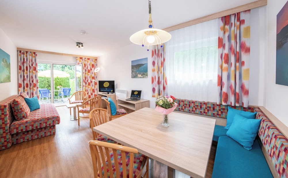 Comfort Apartment, 3 Bedrooms, Patio, Garden View photo 1
