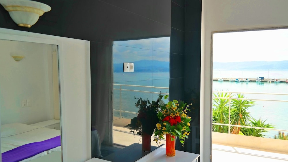 Standard Double Room, Sea View photo 3