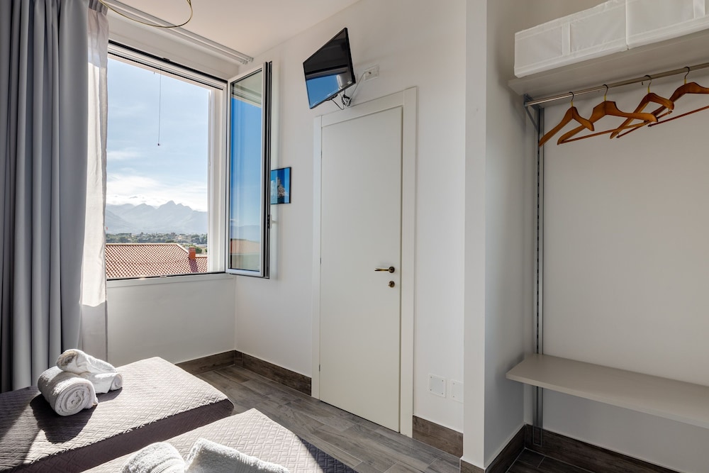Double or Twin Room (4 - Solanto) photo 2