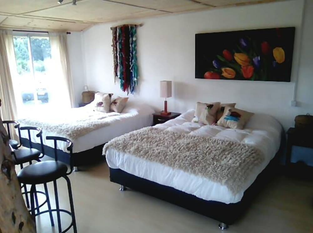 Double Room, 2 Double Beds, Non Smoking, Private Bathroom photo 1
