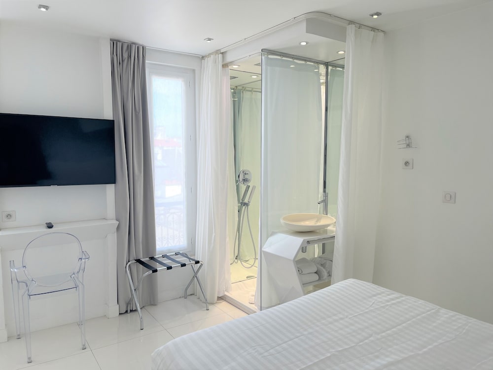 Serenity Double Room photo 1