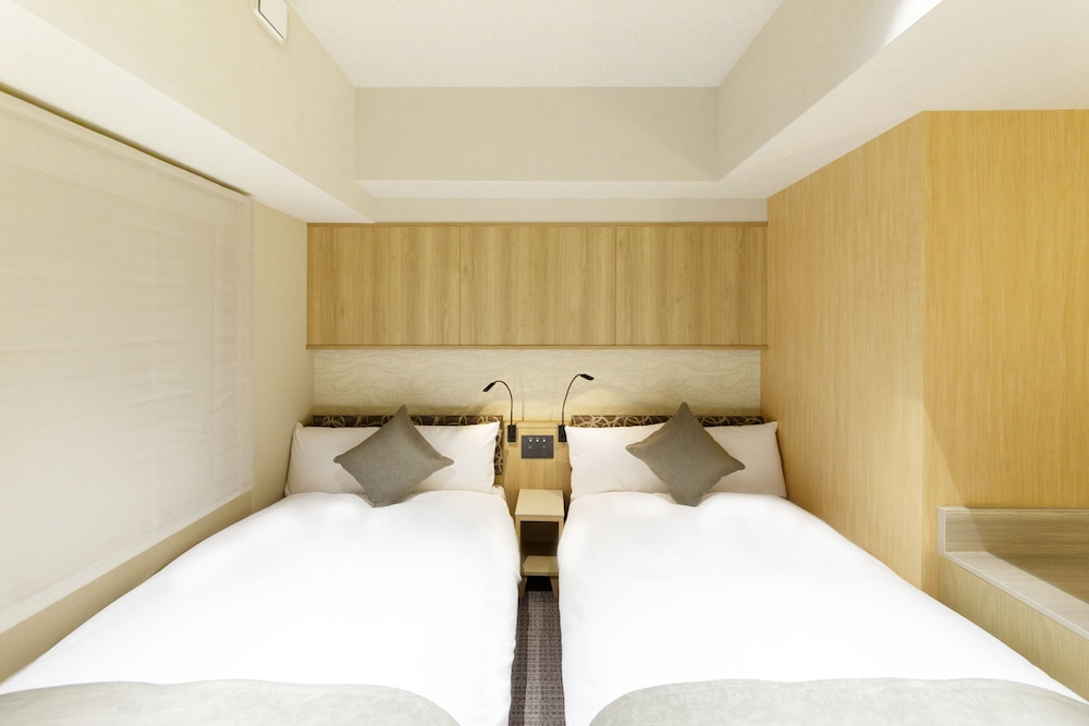 Standard Twin Room, Non Smoking - Photo 3