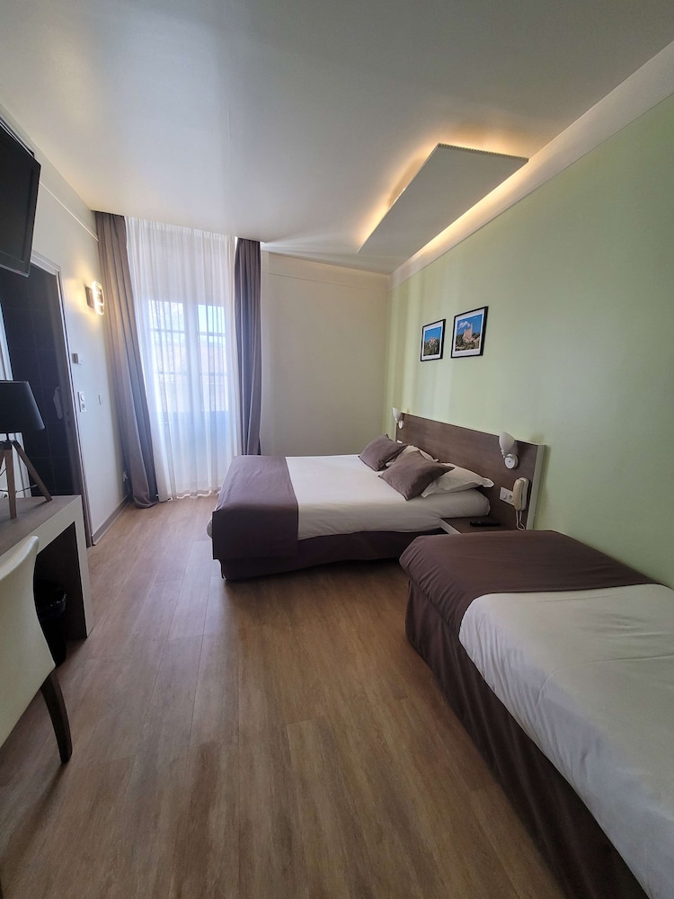 Standard Room, 1 Double Bed - Photo 29