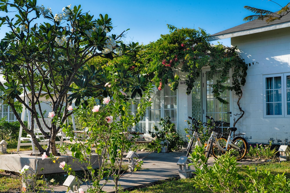Family Villa with Garden Terrace and Extra Bed - Photo 10