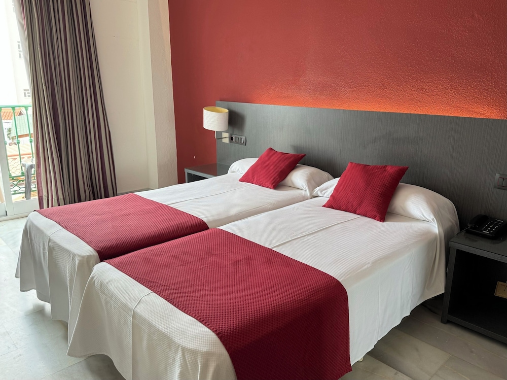 Standard Twin Room, Balcony (Free Spa)