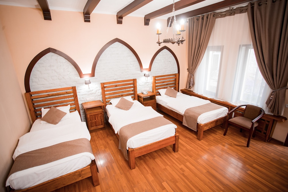 Superior Triple Room photo 3