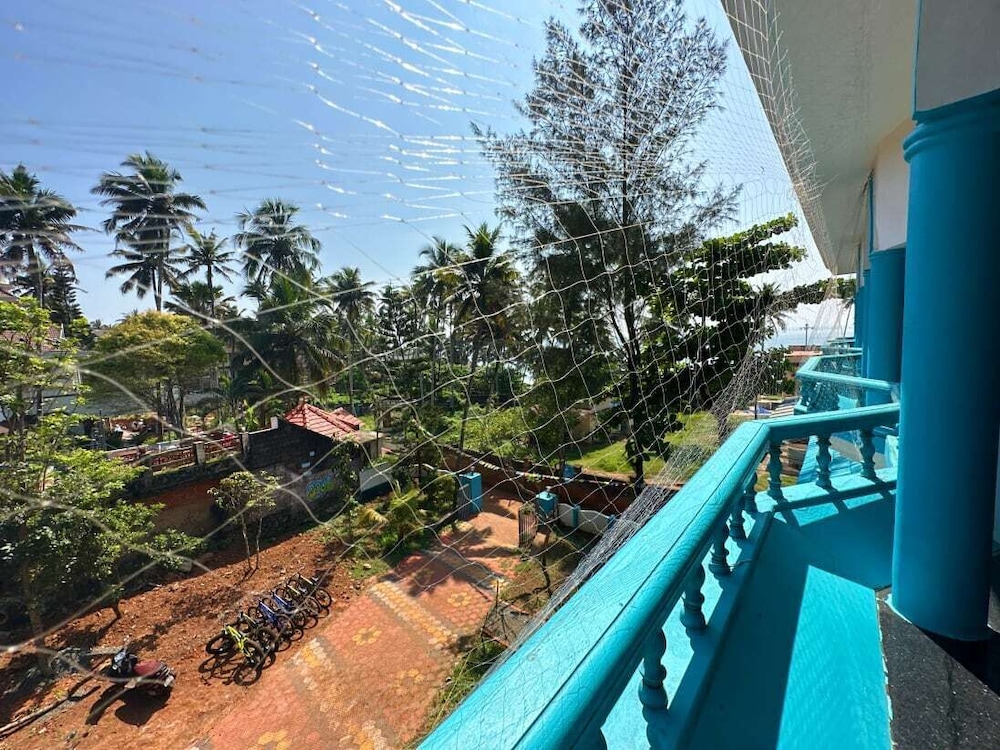 AC Deluxe Double Room with Balcony photo 3
