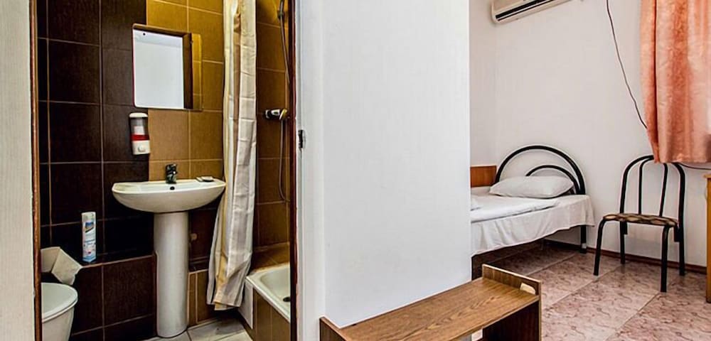 Standard Triple Room photo 3