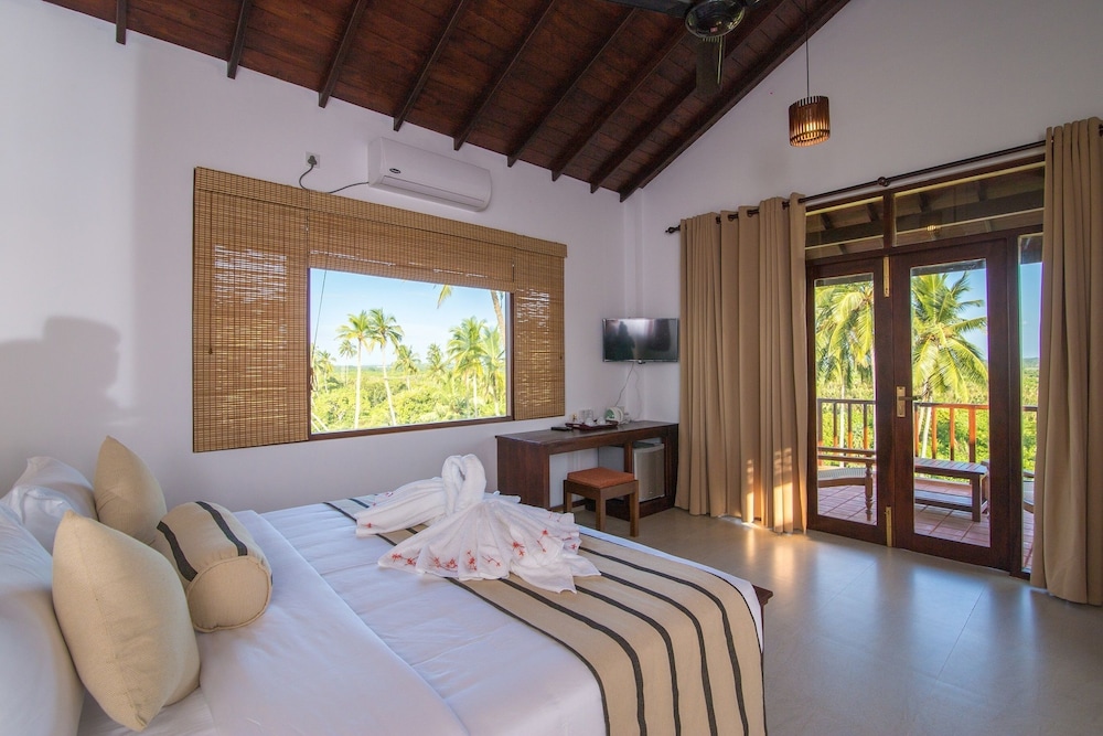 Deluxe Double or Twin Room, Balcony, Lagoon View