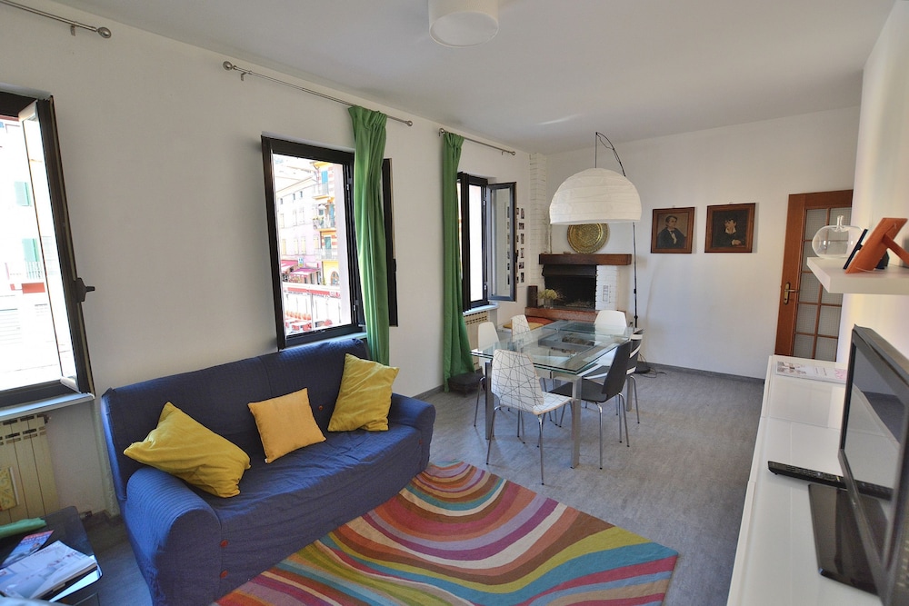 Apartment, 2 Bedrooms, Marina View photo 1