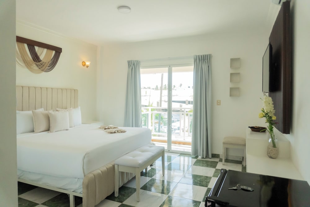 Standard Room, Balcony photo 2
