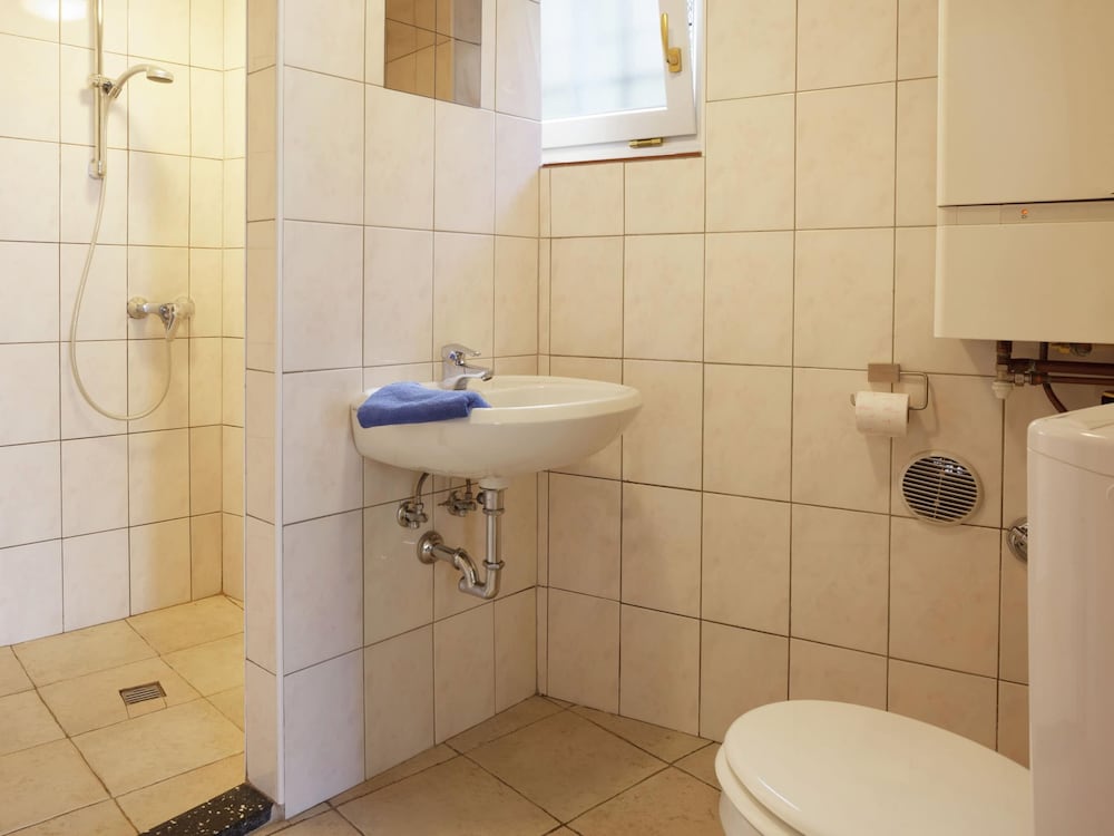 Comfort Apartment, 3 Bedrooms photo 2