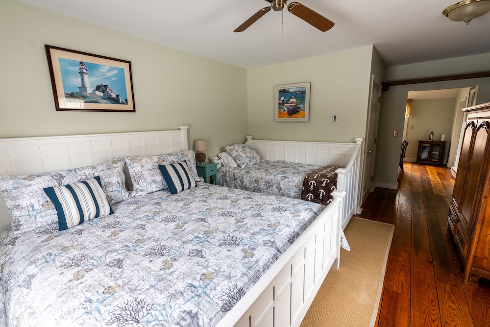 Standard Suite, Non Smoking (Beachcomber- No Pets) photo 1