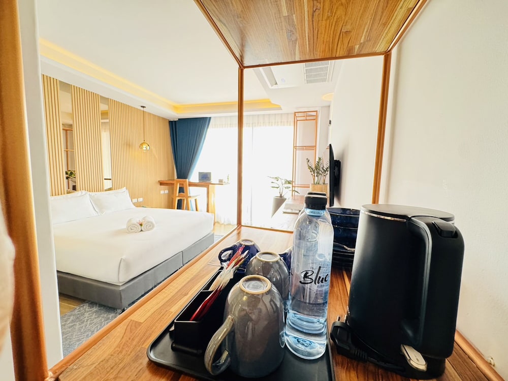 Premium Deluxe Double Room - Photo 23