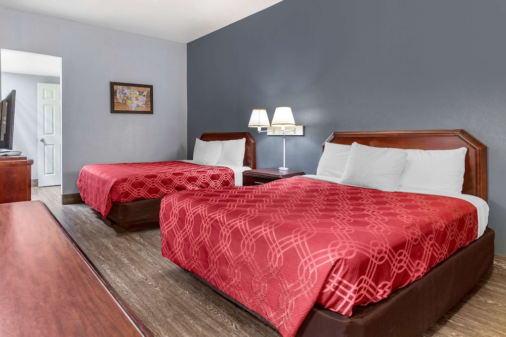 Standard Room, 2 Double Beds photo 1