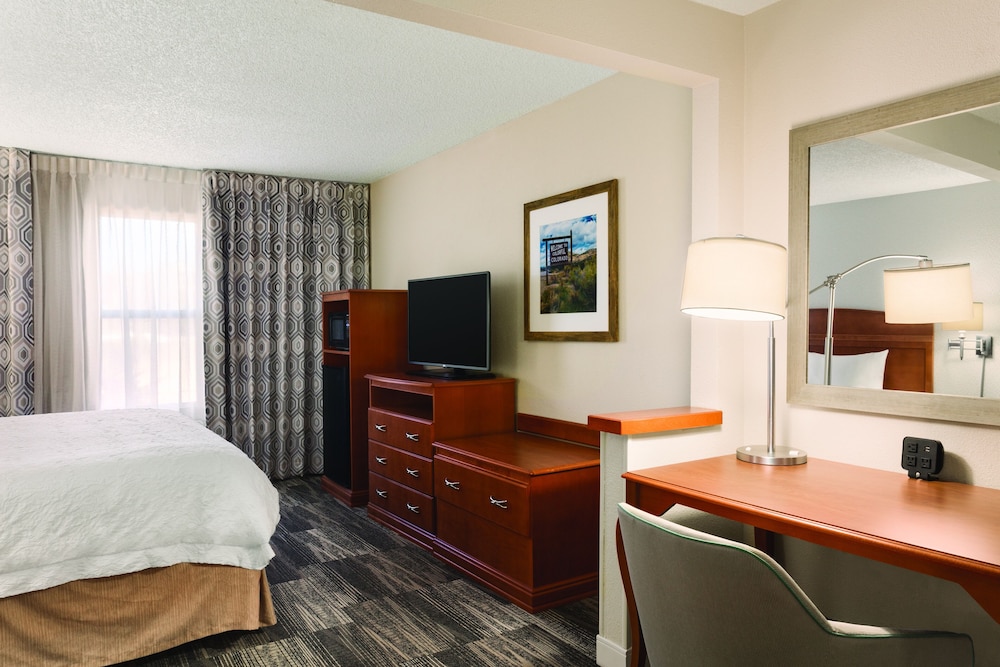 Room, 1 King Bed, Accessible, Non Smoking - Photo 1