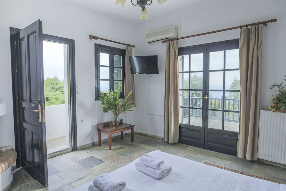 Double Room, Garden View photo 2