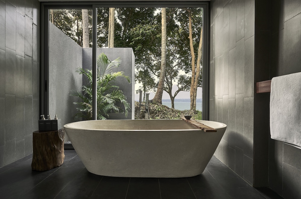 1 bedroom garden pool villa photo 3