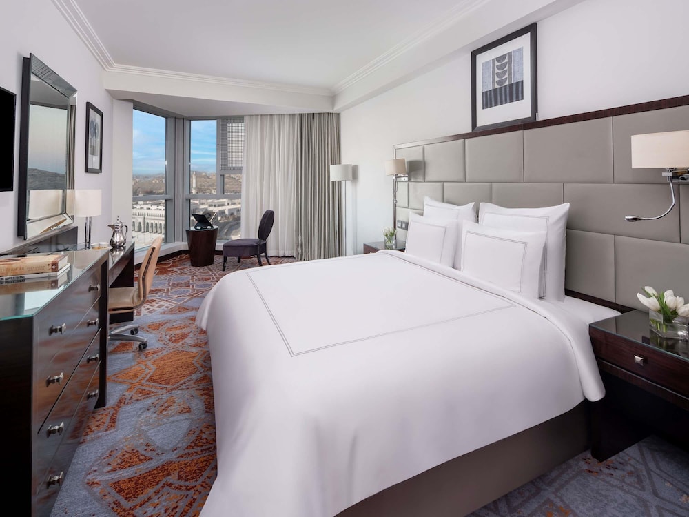 Executive Suite, 2 Bedrooms, City View