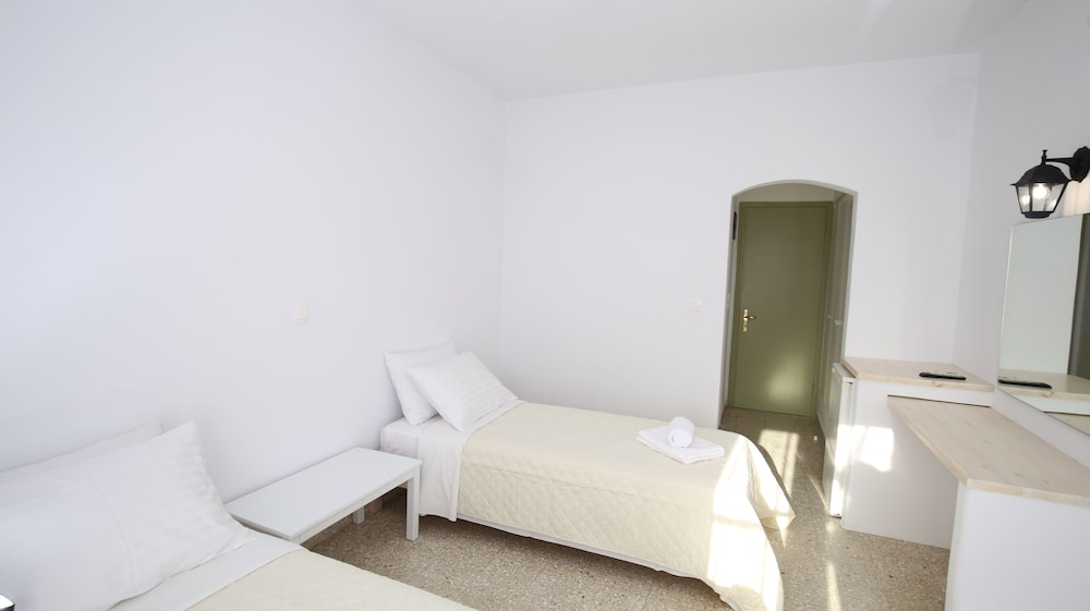 Twin Room With Balcony photo 1