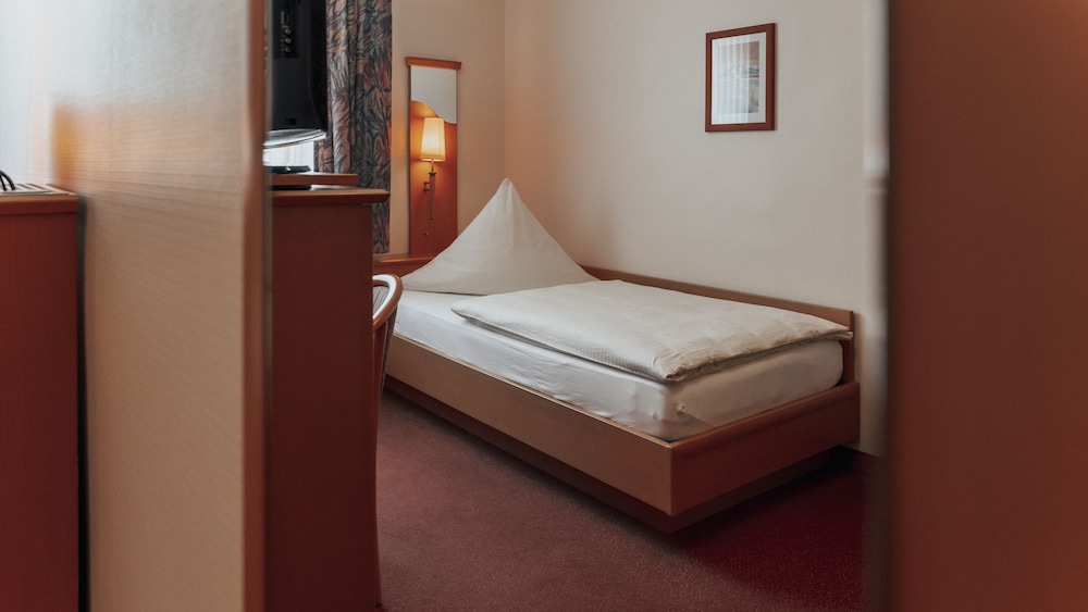 Standard Room, 1 Twin Bed photo 2