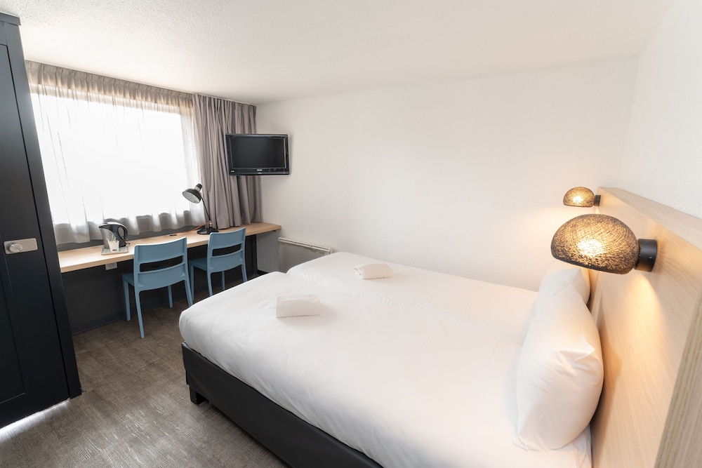 Double Room - Photo 9