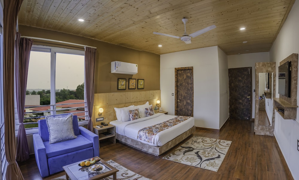 Executive Room photo 2