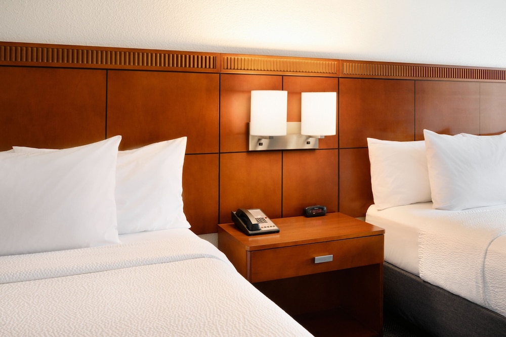 Suite, 2 Double Beds - Photo 1
