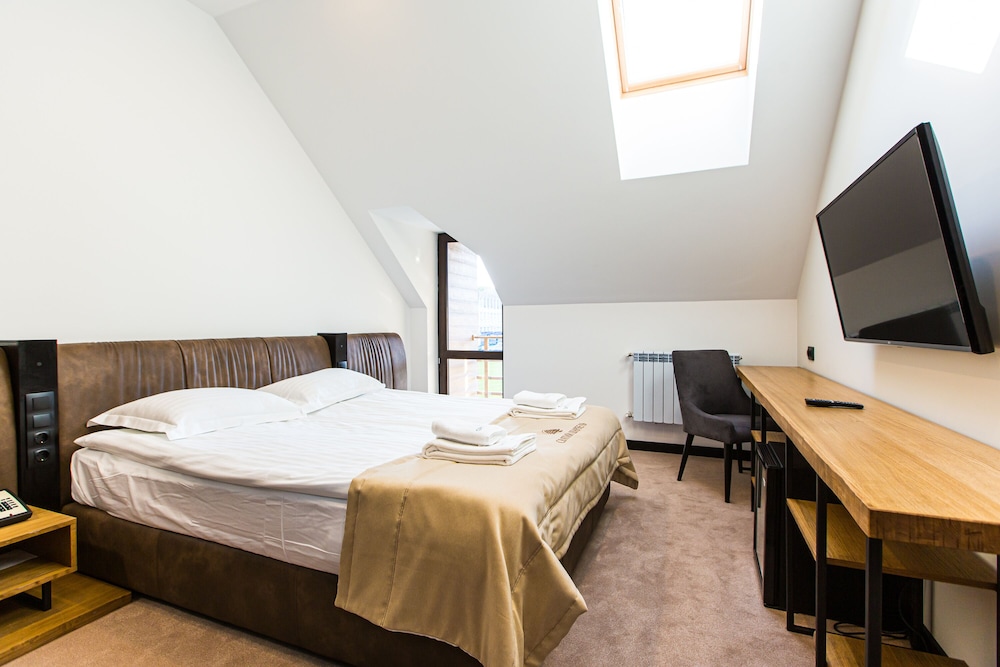 Standard Double Room (Attic)